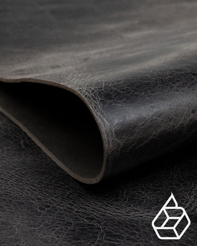 Thick and firm buffalo leather with a matte finish - Anthracite | Buffalo Collection