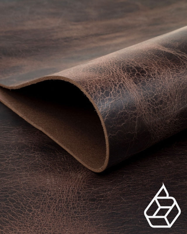 Thick and firm buffalo leather with a matte finish - Dark brown | Buffalo Collection