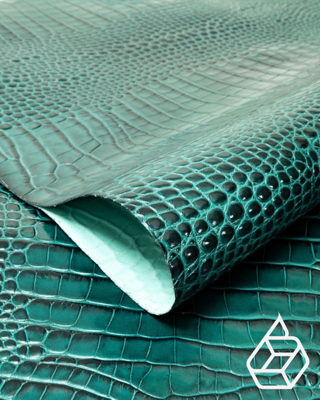 Cow leather with a crocodile print - Green crocodile print | Como Collection