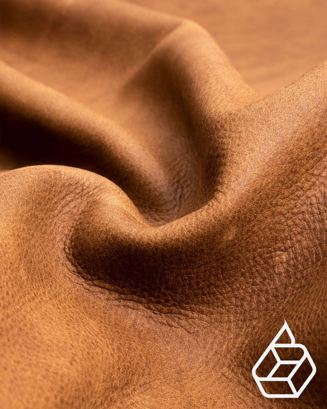 Nappa cow leather with a vintage look - Brown | Dakota Collection