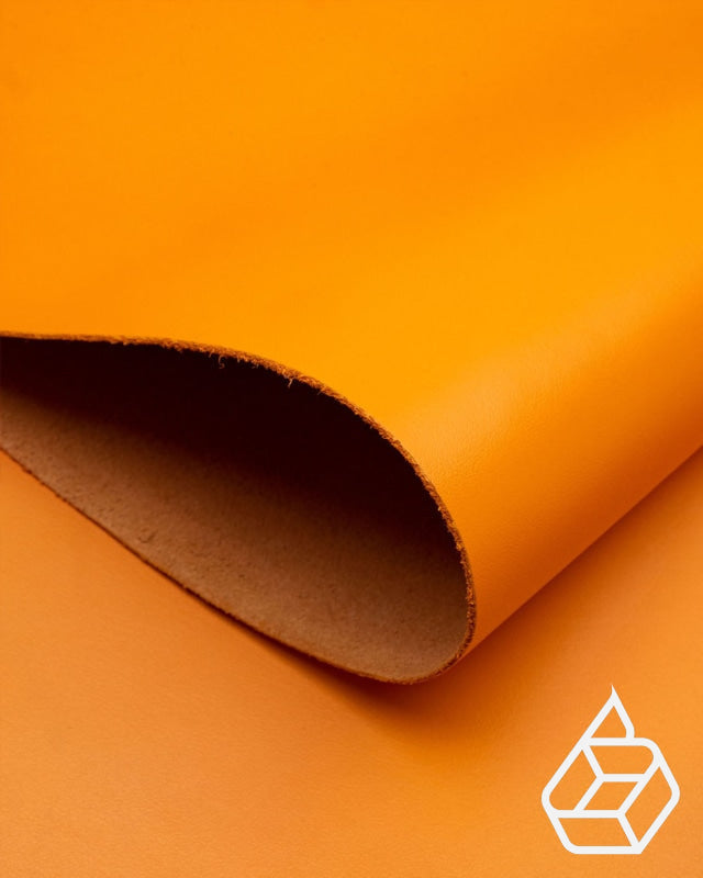 Firm and smooth cowhide leather with a classic look - Orange | Florence Collection