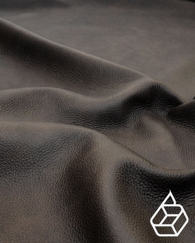 Soft and scratch resistant upholstery leather with a vintage look - Brown | Kansas Collection