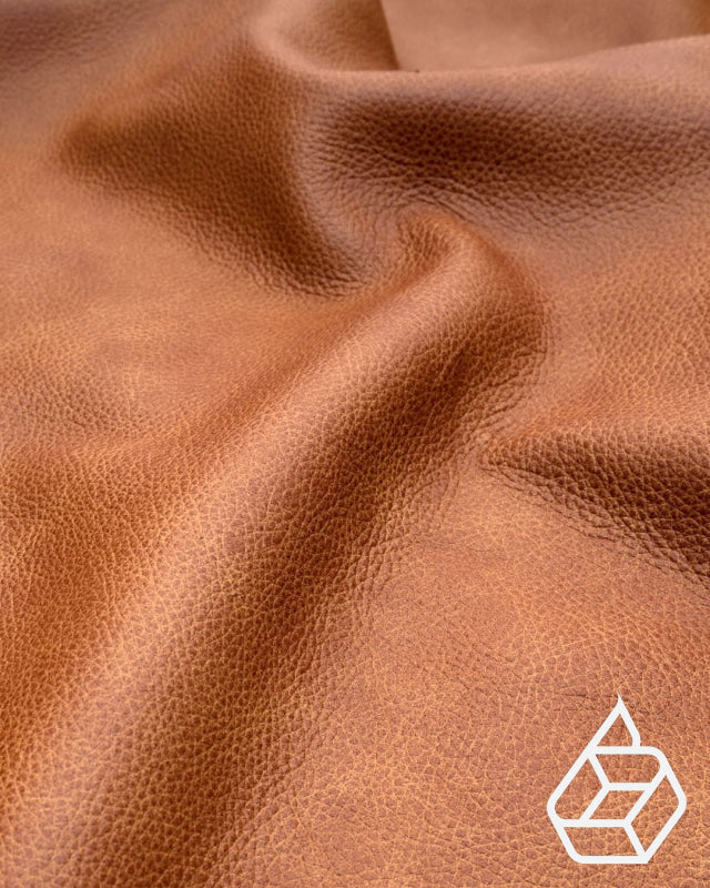 Soft and scratch resistant upholstery leather with a vintage look - Cognac | Kansas Collection