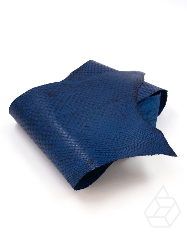 Salmon Closed Collection | Fish Leather With Scales And Silk Gloss Cobalt Leer