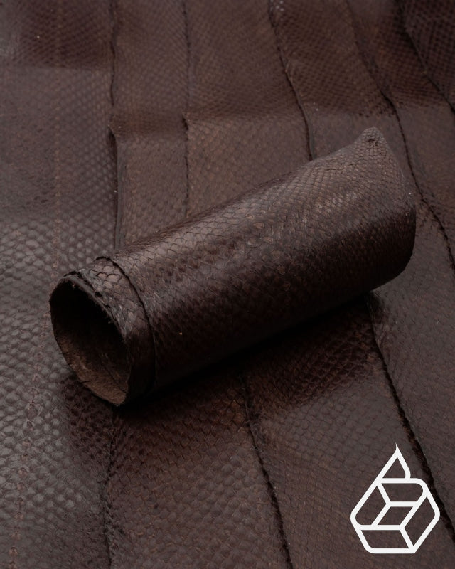 Fish leather with closed scales and silk gloss - Brown - | Salmon closed Collection