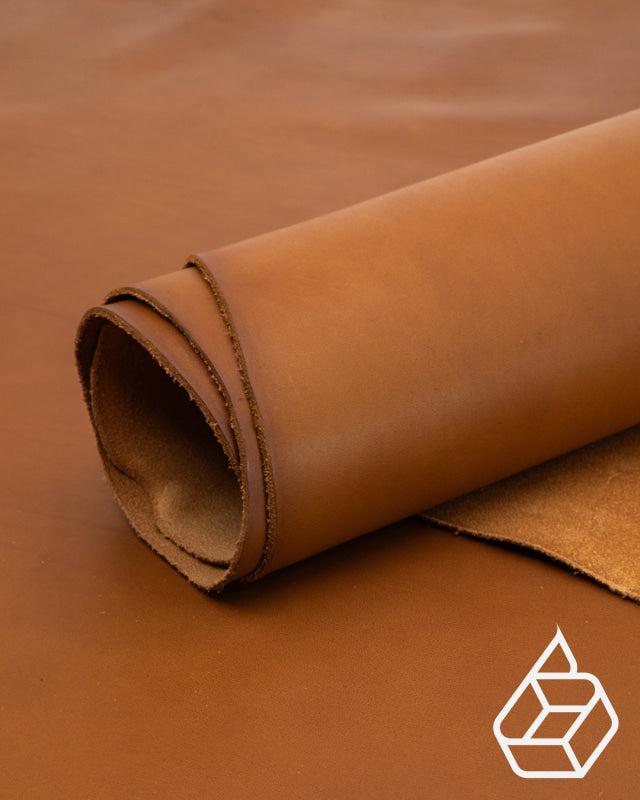 Tuscany Collection | Soft Vegetable Tanned Vachetta Leather Cuoio / 0.7 - 0.9 Mm Panel (30 X 20 Cm)