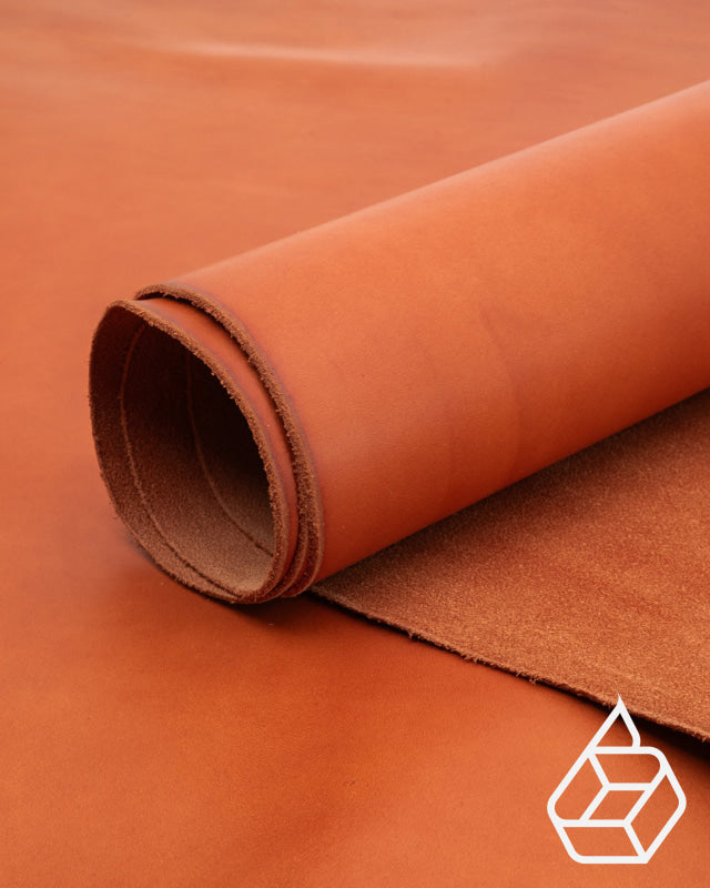 Tuscany Collection | Soft Vegetable Tanned Vachetta Leather Mattone / 0.7 - 0.9 Mm Panel (30 X 20