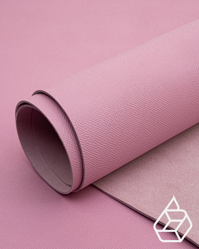 Waprolux Collection | Calfskin leather with Exclusive embossed grain Leer